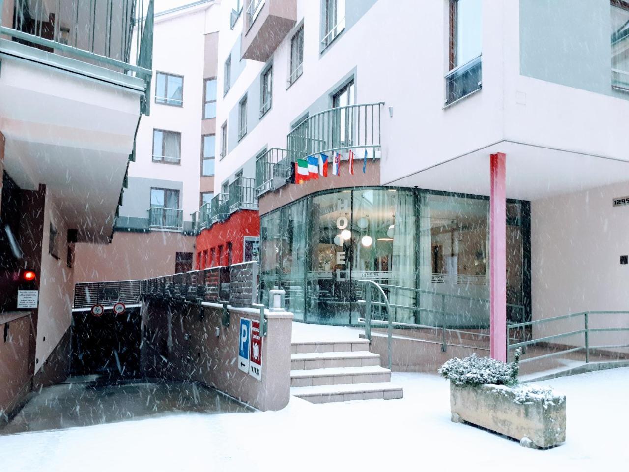 Hotel Mlynska Угерске-Градиште Экстерьер фото